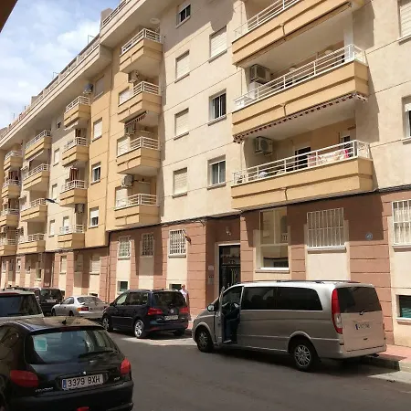 Апартаменты В Центре 2 Спальни Apartamento *